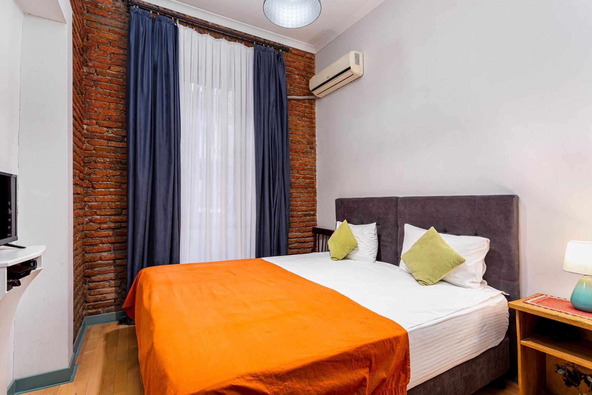 Ethnograph Hotel Old Тбилиси Екстериор снимка
